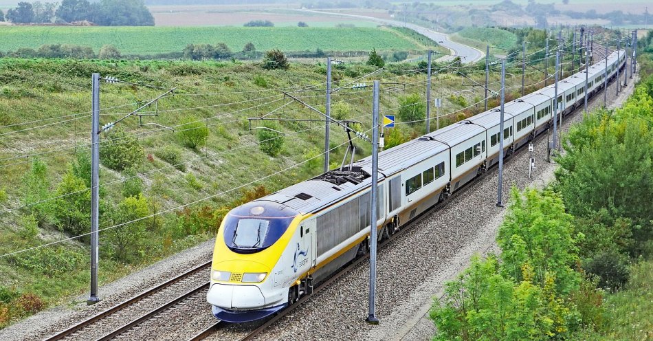 zdjęcie: Samorząd kupi nowe pociągi ze środków z KPO / pixabay/2736247