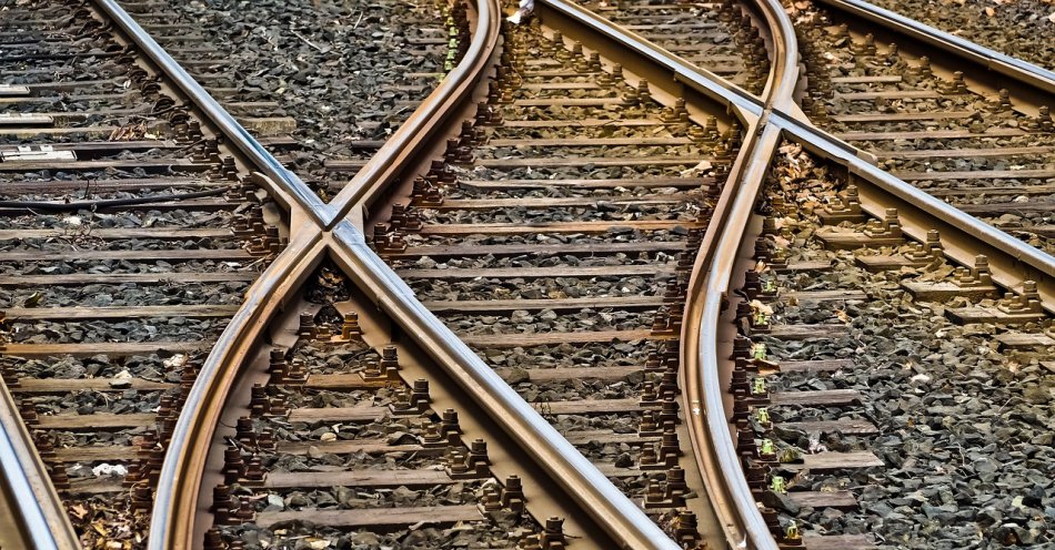 zdjęcie: Do końca 2025 r. powstanie baza utrzymaniowo-naprawcza pociągów KM / pixabay/3309912