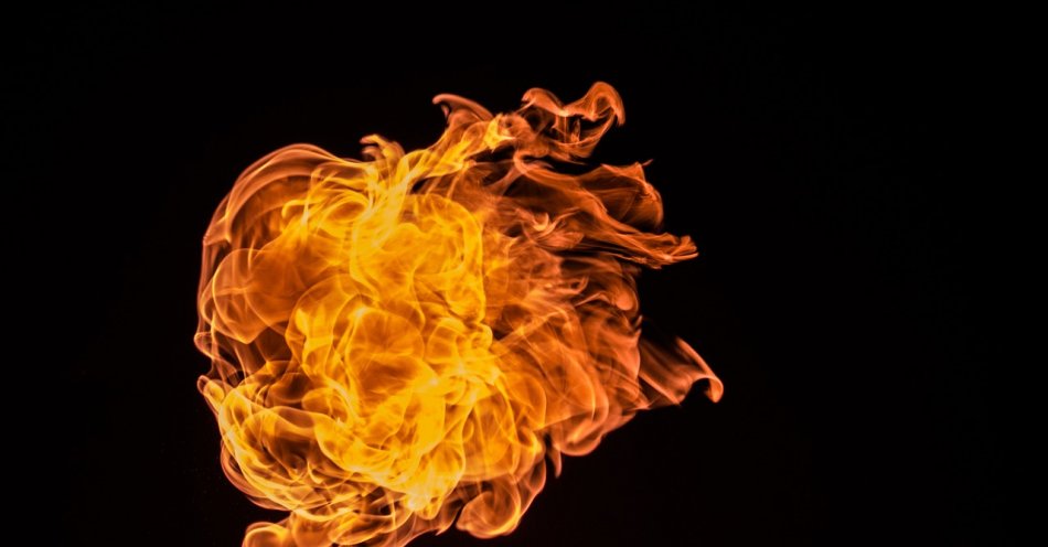 zdjęcie: Zarzuty wobec 33-latka, który podpalił na przystanku mężczyznę / pixabay/726268