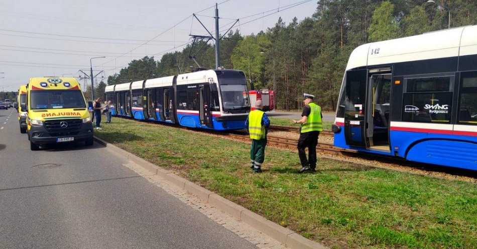 zdjęcie: Zdarzenie z udziałem dwóch tramwajów w Fordonie / fot. KWP w Bydgoszczy
