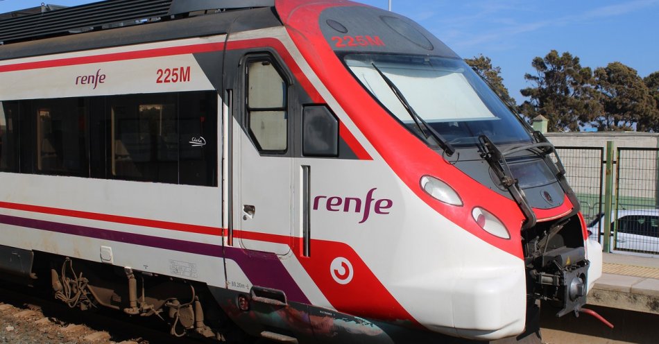 zdjęcie: Województwo chce kupić do 25 pociągów; wpłynęła jedna oferta - Newagu / pixabay/4799129