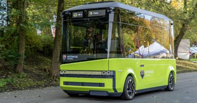 Autonomiczny minibus wraca do Katowic. Przez 4 tygodnie będzie woził pasażerów