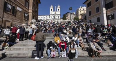 Turyści z Polski na majówkę najchętniej wybierają Włochy