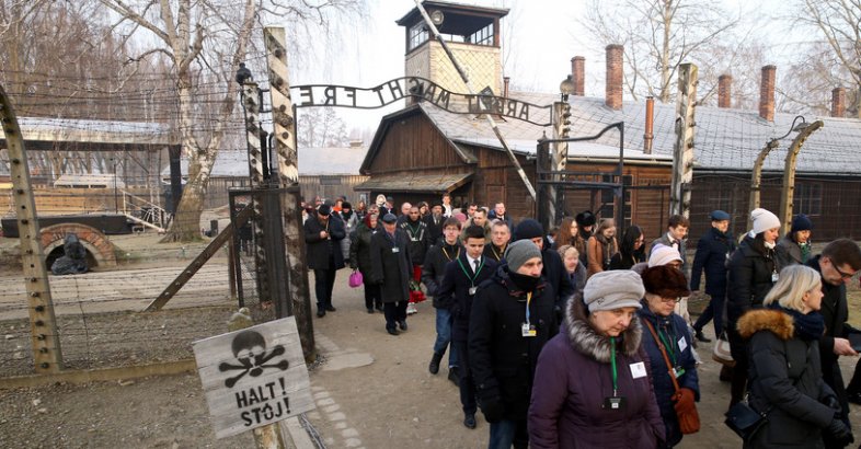 zdjęcie: Rocznica wyzwolenia Auschwitz. Oburzenie po słowach byłej więźniarki / fot. Damian Klamka /East News / 75. rocznica wyzwolenia Auschwitz