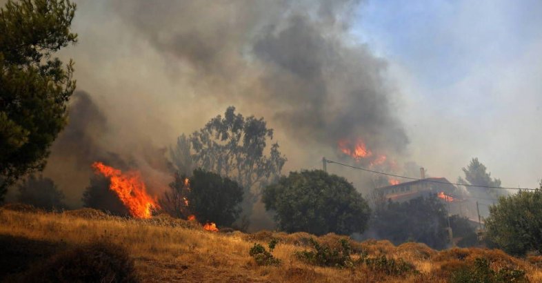 zdjęcie: Zmiana strażaków w Grecji odbędzie się warunkach bojowych / fot. PAP