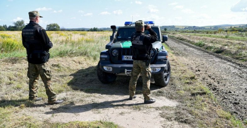 zdjęcie: W sobotę 373 próby nielegalnego przekroczenia granicy polsko-białoruskiej / fot. PAP