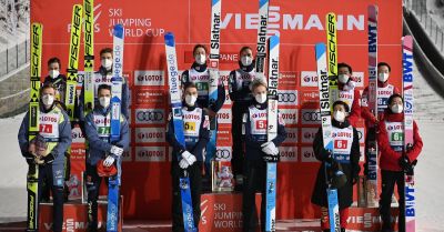 Reprezentacja Polski zajęła szóste miejsce w konkursie drużynowym Pucharu Świata w skokach narciarskich na skoczni w Zakopanem