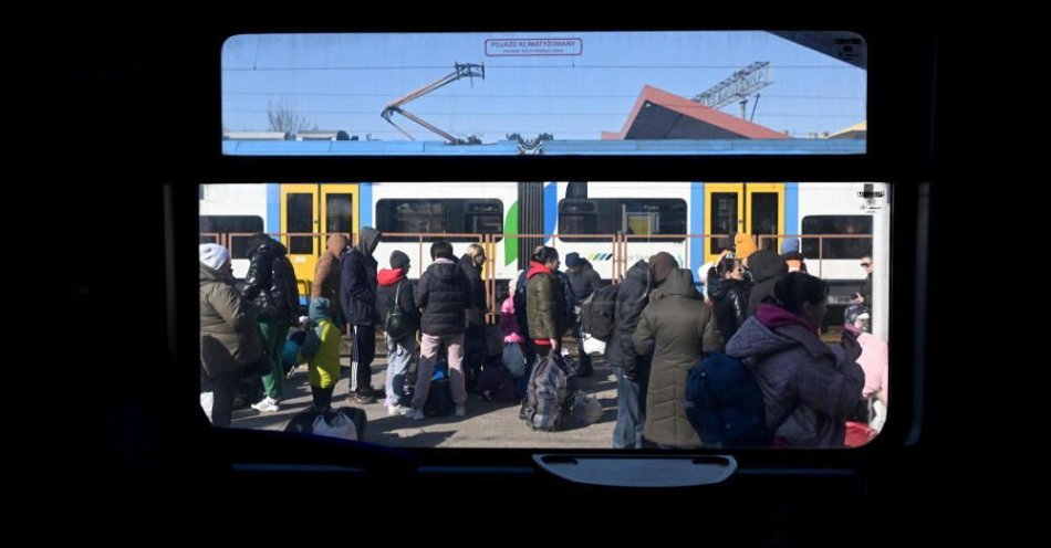 zdjęcie: Z miejscowości przy granicy z Ukrainą odprawiono ponad 757 tys. pasażerów / fot. PAP