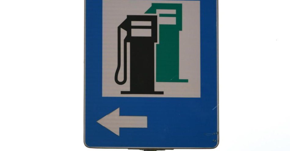 zdjęcie: Benzyna może dalej drożeć, ale możliwe są spadki cen diesla / fot. PAP