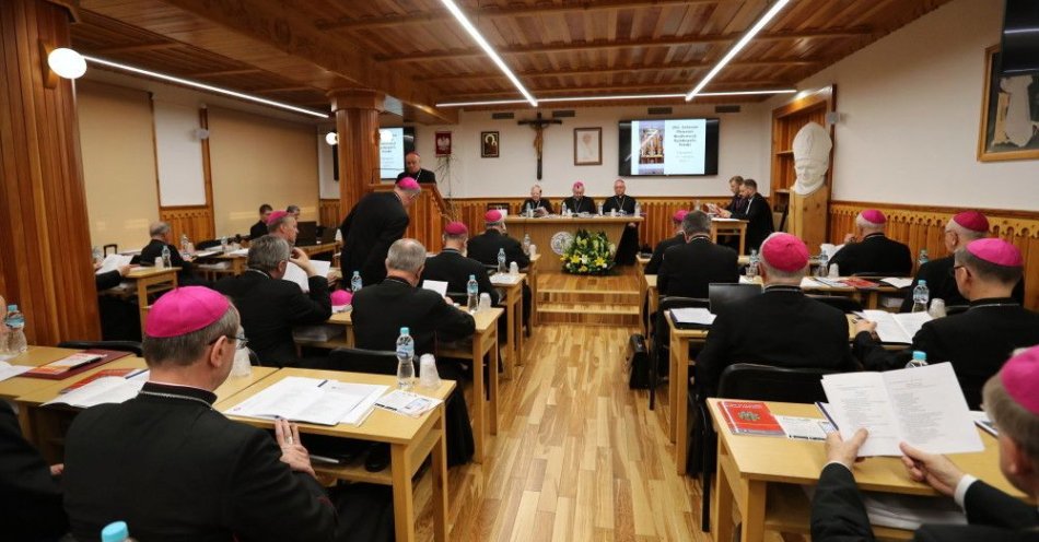 zdjęcie: Rozpoczęło się 392. Zebranie Plenarne Konferencji Episkopatu Polski / fot. PAP