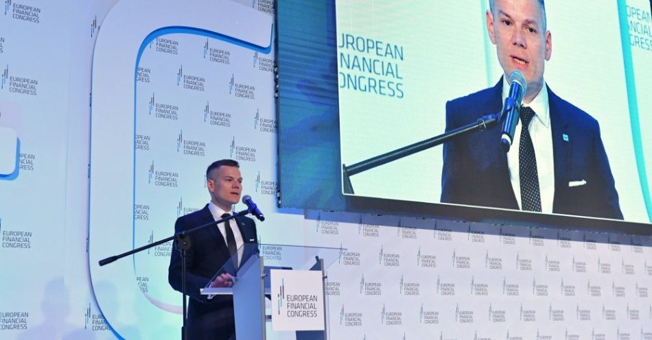 zdjęcie: Polski sektor finansowy dobrze przeszedł test warunków skrajnych / fot. PAP