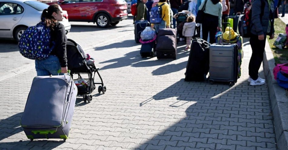 zdjęcie: Wnioski o świadczenie za pomoc uchodźcom z Ukrainy trzeba składać w terminie / fot. PAP