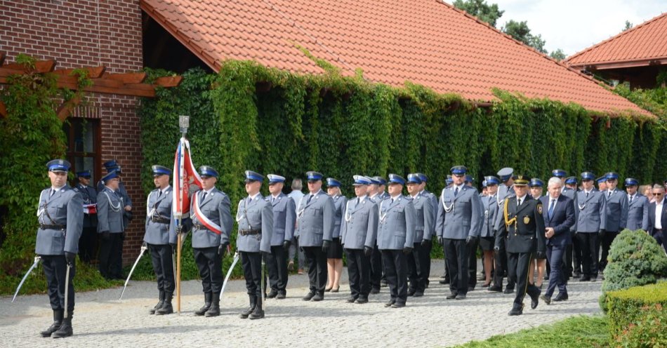 zdjęcie: Uroczysty apel z okazji Święta Policji / fot. KPP w Sierpcu