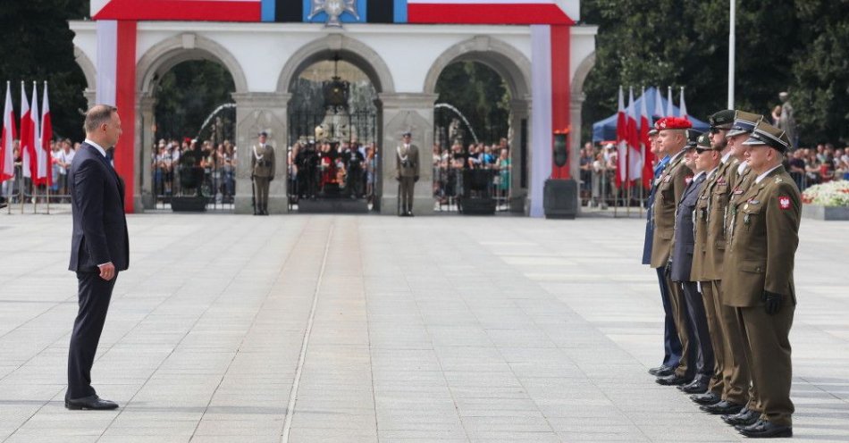 zdjęcie: W Święto Wojska Polskiego prezydent wręczył nominacje generalskie / fot. PAP
