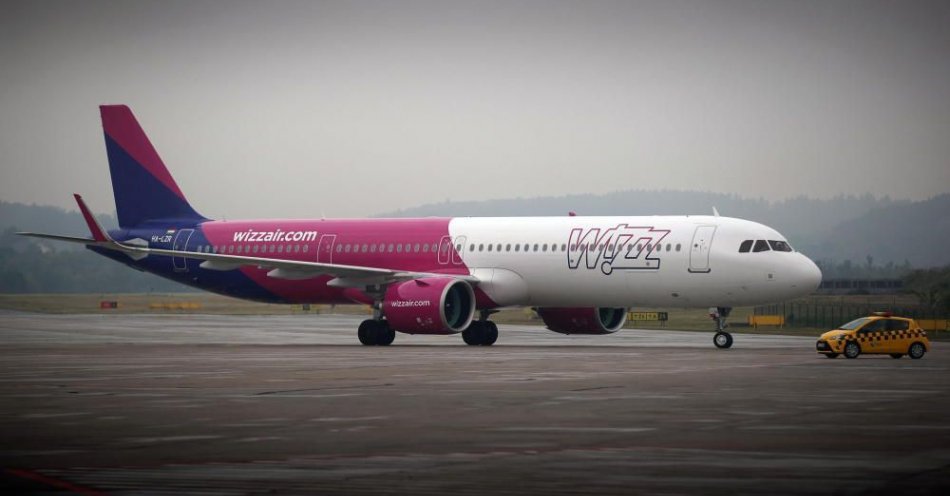 zdjęcie: Wizz Air uruchomi połączenie do Leeds Bradford / fot. PAP