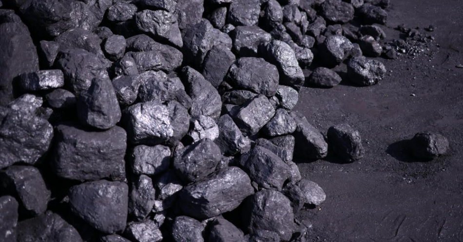 zdjęcie: Sejm uchwalił ustawę umożliwiającą sprzedaż węgla po preferencyjnej cenie / fot. PAP