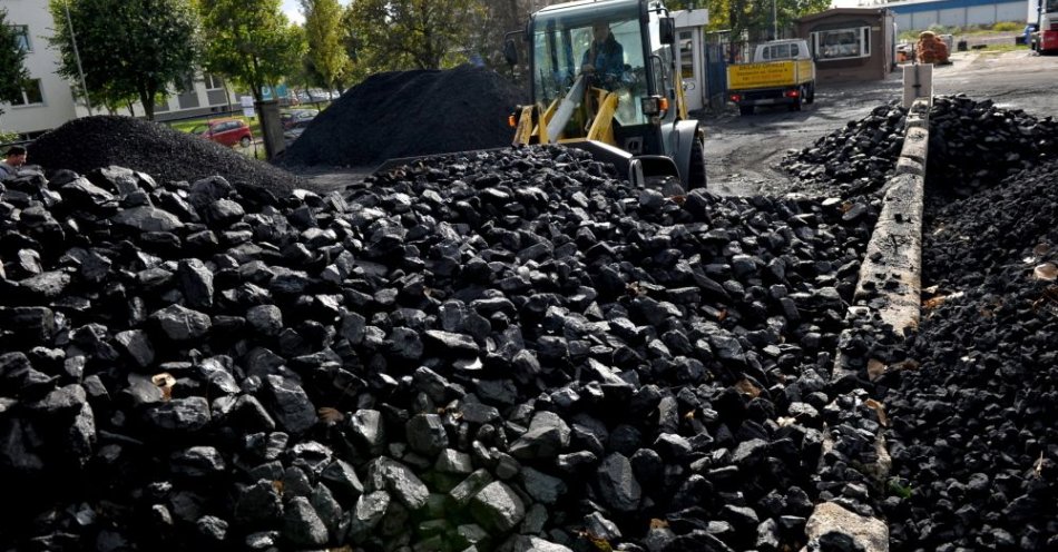 zdjęcie: Samorządy gotowe do transportu i dystrybucji węgla / fot. PAP