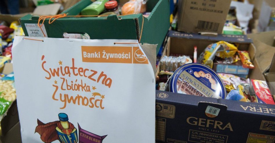 zdjęcie: W ponad 2 tys. sklepów będzie można zostawić żywność dla potrzebujących / fot. PAP