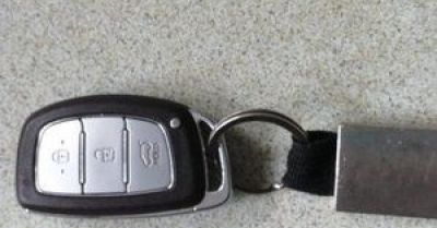 Chroń kluczyki i kartę do samochodu