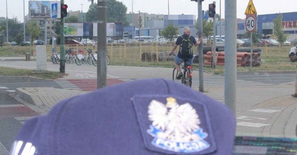 zdjęcie: By zwiększyć bezpieczeństwo seniorów w ruchu drogowym / fot. KMP w Legnicy