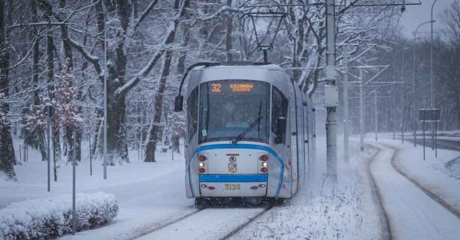zdjęcie: MPK Wrocław ma plan na śnieżny armagedon / fot. nadesłane