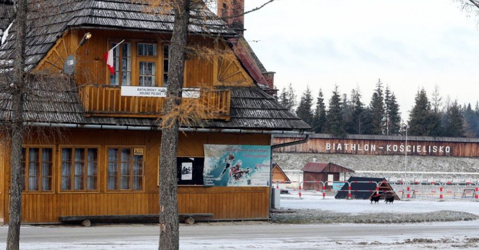 zdjęcie: Tragedia na stadionie biathlonowym w Kościelisku–Kirach; nie żyje 15-latka / fot. PAP
