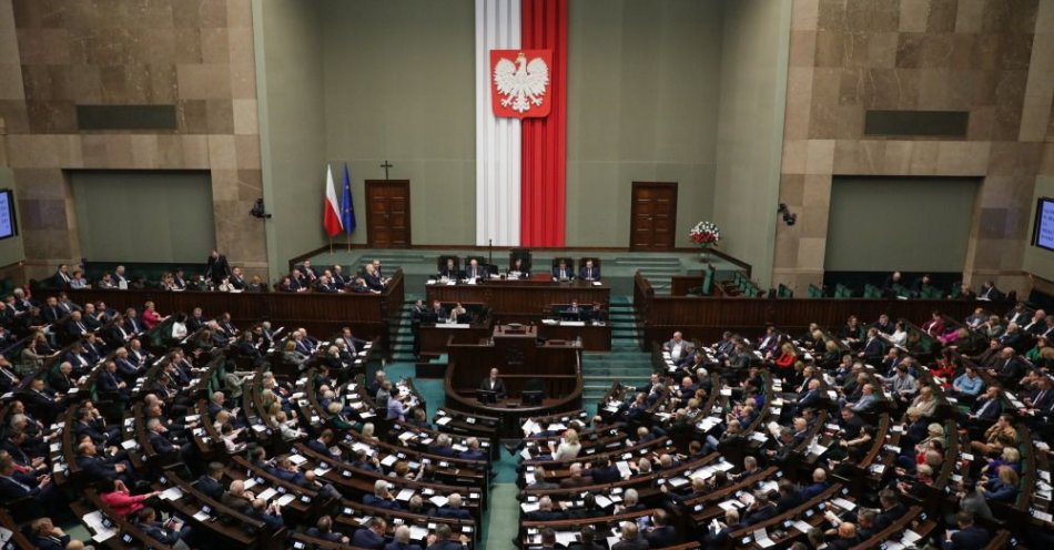 zdjęcie: Sejm w 2022 r. zebrał się na 24 posiedzeniach; uchwalił 198 ustaw / fot. PAP
