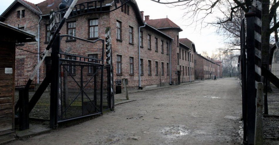 zdjęcie: 1,184 mln osób zwiedziło Muzeum Auschwitz w 2022 r. / fot. PAP