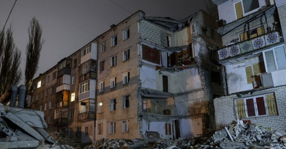 zdjęcie: Ponad 2,4 mln Ukraińców mieszka w zniszczonych lub uszkodzonych domach / fot. PAP