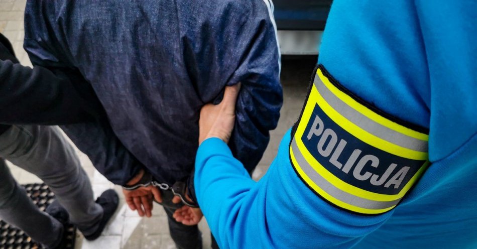zdjęcie: Kolejni poszukiwani zatrzymani przez policjantów / fot. KMP Białystok
