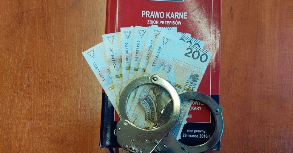 zdjęcie: Przywłaszczył pieniądze na poczet prac budowlanych. Teraz będzie tłumaczył się w sądzie / fot. KPP w Jaworze