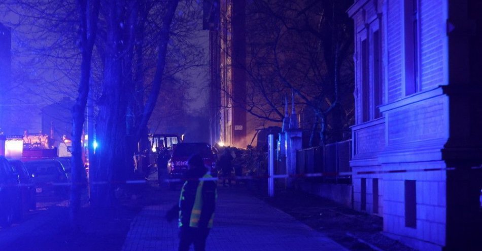 zdjęcie: Strażacy zakończyli działania w miejscu wybuchu w Katowicach / fot. PAP