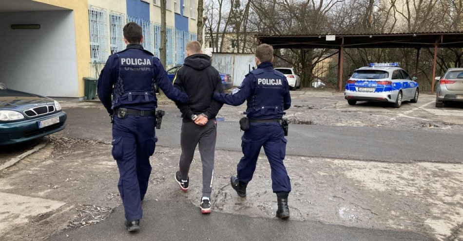 zdjęcie: Włamywacz został zatrzymany / fot. KMP w Toruniu