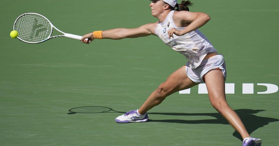 zdjęcie: Turniej WTA w Indian Wells - Świątek pewnie awansowała do trzeciej rundy / fot. PAP