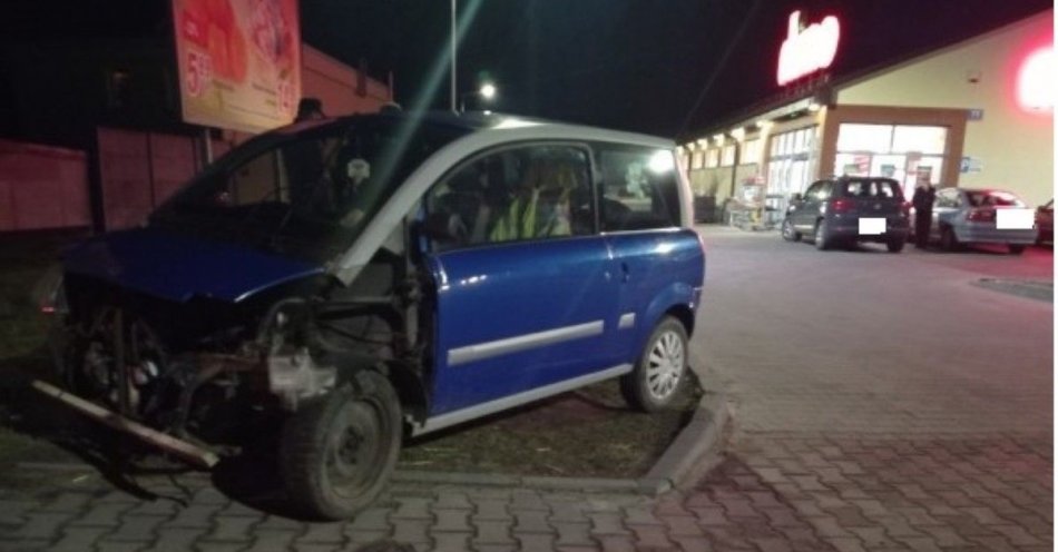 zdjęcie: Świadek uniemożliwił dalszą jazdę pijanemu kierowcy / fot. KPP w Pajęcznie