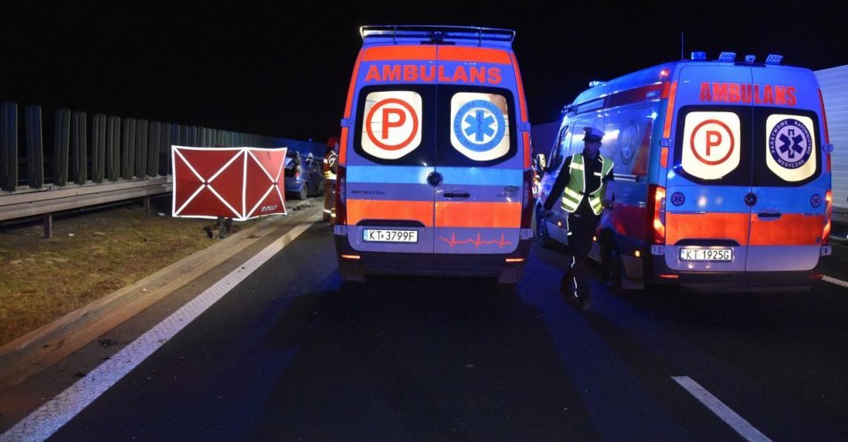 zdjęcie: Śmiertelny wypadek na A4 / fot. KMP w Tarnowie