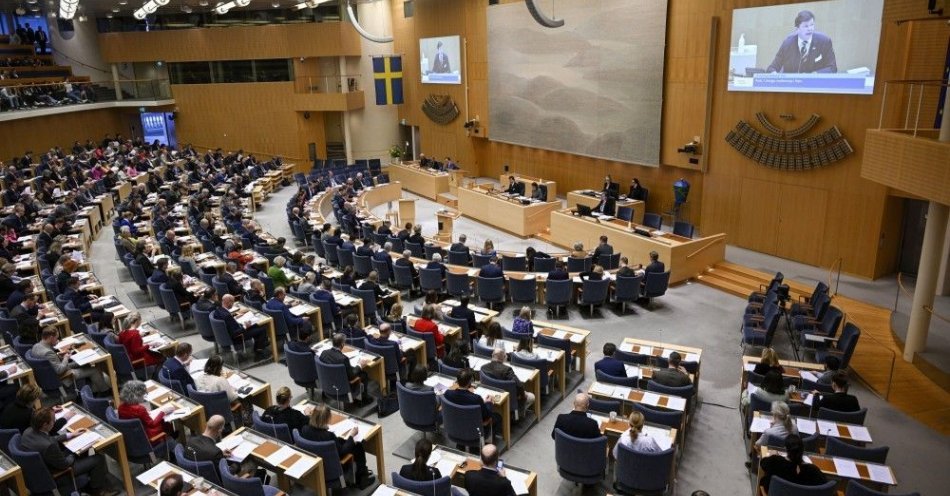 zdjęcie: Parlament zatwierdził przystąpienie kraju do NATO / fot. PAP