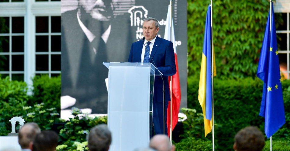 zdjęcie: B. ambasador Ukrainy w Polsce Andrij Deszczyca laureatem Nagrody Jana Nowaka-Jeziorańskiego / fot. PAP
