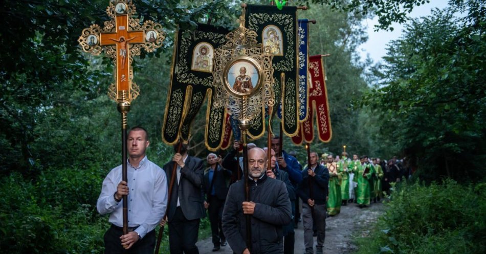 zdjęcie: Uroczystości ku czci św. Onufrego w prawosławnym monasterze nad Bugiem / fot. PAP