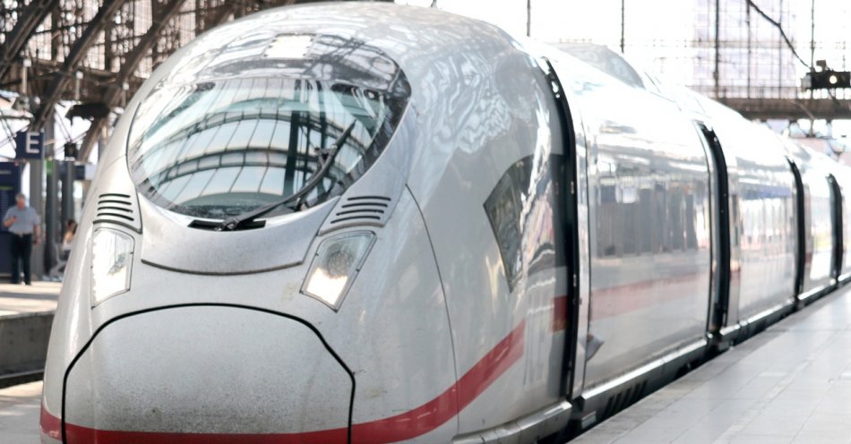 zdjęcie: Wrześniowa korekta rozkładu jazdy pociągów / pixabay/4256985