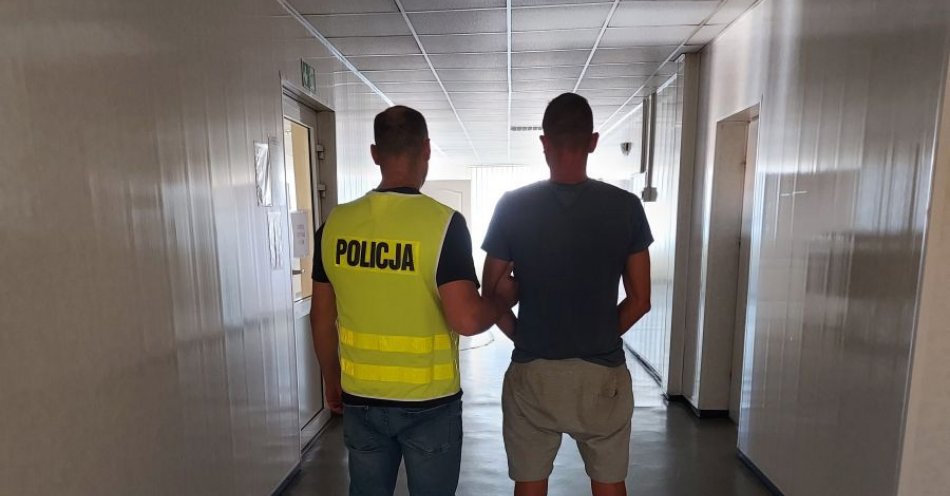 zdjęcie: Sprawcy pobicia w areszcie / fot. KPP w Łowiczu