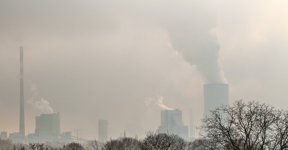 zdjęcie: Nowa Ruda na Dolnym Śląsku wciąż stolicą smogu w Polsce / pixabay/5936874