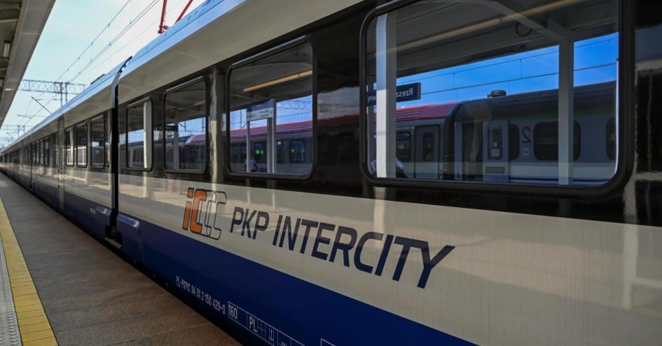 zdjęcie: Dwóch producentów złożyło oferty w największym w historii PKP Intercity przetargu na nowe wagony / fot. PAP