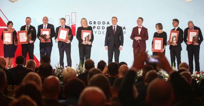Andrzej Duda wręczył Nagrody Gospodarcze Prezydenta RP dla najlepszych firm