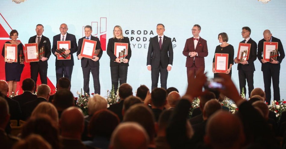 zdjęcie: Andrzej Duda wręczył Nagrody Gospodarcze Prezydenta RP dla najlepszych firm / fot. PAP
