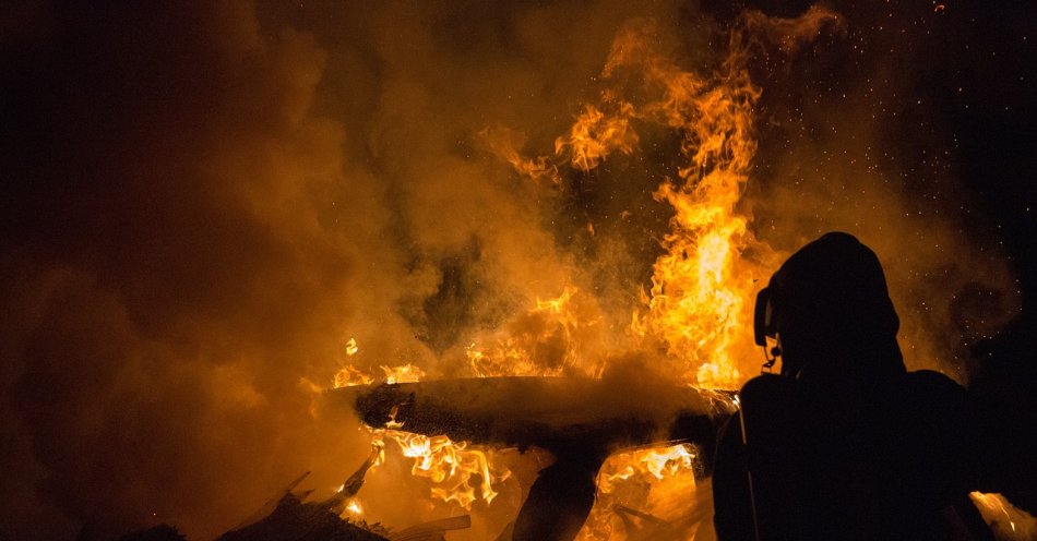 zdjęcie: Kobieta zginęła w pożarze w Lubieniu Kujawskim / pixabay/5211490