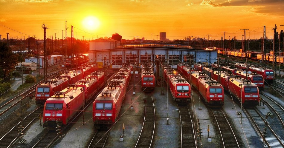 zdjęcie: Samorząd kupi 16 pociągów dla Kolei Mazowieckich / pixabay/3595011