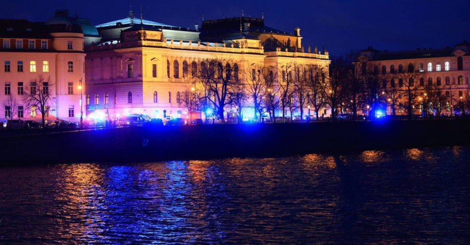 zdjęcie: Co najmniej 15 ofiar śmiertelnych strzelaniny na uniwersytecie w Pradze; sprawca wcześniej miał zabić ojca / fot. PAP