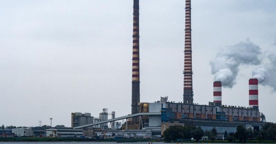 zdjęcie: PGE wyłączyła dwa 50-letnie bloki węglowe w Rybniku / fot. PAP