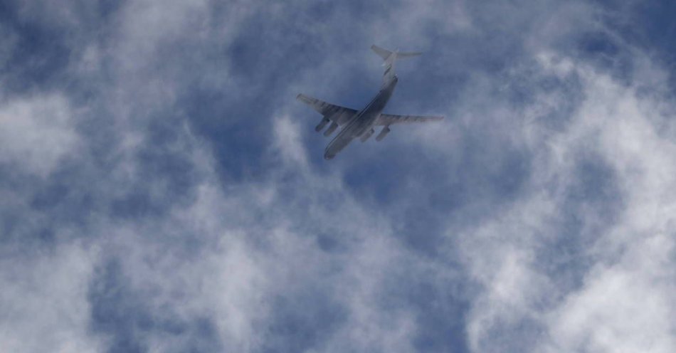 zdjęcie: Nagrania ukazujące katastrofę rosyjskiego Iła-76 świadczą o zestrzeleniu maszyny / fot. PAP
